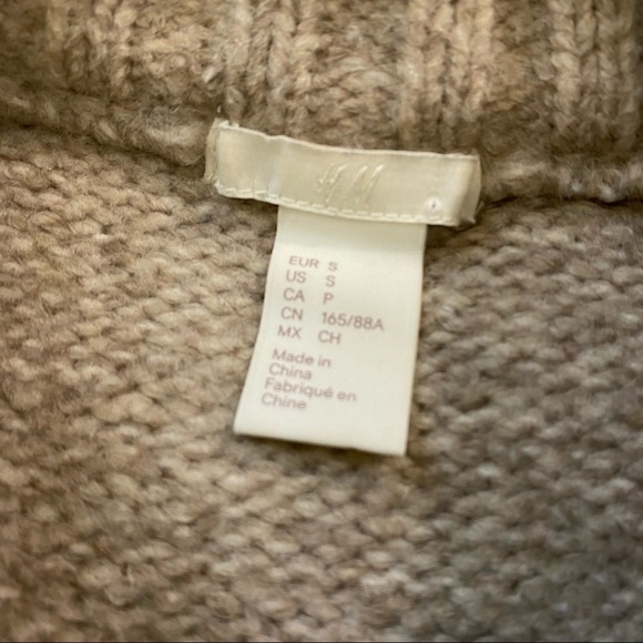 H&M Cable Knit Pom Sweater Crewneck Tan Brown - Picture 4 of 8